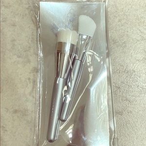 Cosmedix brush